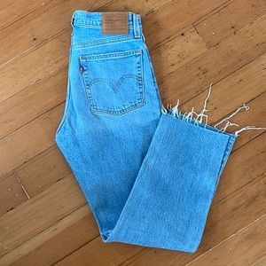 Levi’s Wedgie Straight